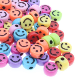 100 stuks acryl kralen Smiley multicolor 10mm