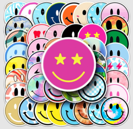 50 stuks stickers Smiley multicolor 5.5 - 8.5 cm