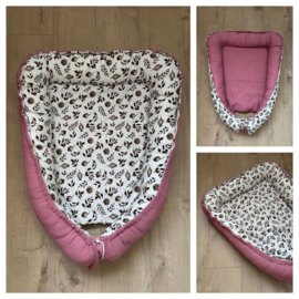 Babynestje - Oud Roze / Sweet Florals
