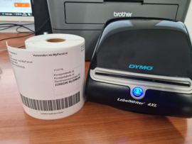 Dymo S0904980 4XL compatible labels, 104 x 159mm , 220 labels per rol