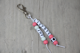 Sleutelhanger *liefste-juf* roze/mint