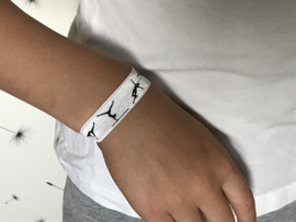 Elastisch armbandje  turnen wit