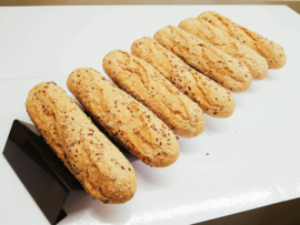 Zwarte stokbrood/ donut plateau 65 cm x 15 cm