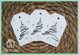 Label Kerstboom Merry Christmas wit kraft 4,5 cm x 6,5 cm (set van 10 stuks)