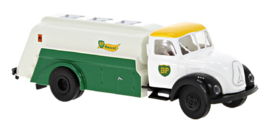 Brekina 42272 - Magirus Mercur Tankwagen, BP, 1952 (HO)