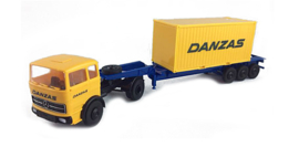 Brekina 98161 - Mercedes-Benz LPS 1620 trekker/oplegger "Danzas" (HO)