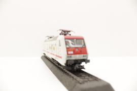 Märklin 37382 - DB AEG, E-loc serie BR 128 “50 Jahre Unicef” (HO|Digitaal)