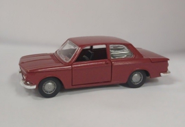 Märklin 18103 04R - BMW 2002 purperrood