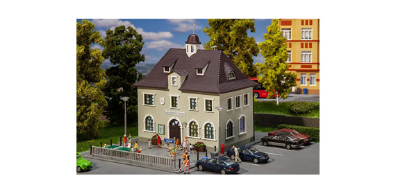 Faller 131551- dorpsschool (HO)