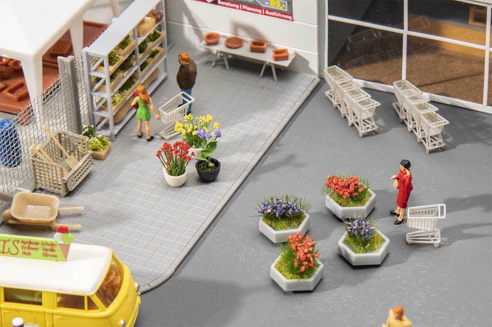 Faller 180352 - Accessoireset Bouwmarkt (HO)