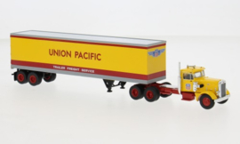 Brekina 85765 - Peterbilt oplegger/trekker "Union Pacific" 1955 (HO)