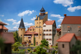 Faller 130819 - Klein kasteel  (HO)