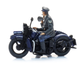Artitec 387.580 - Rijkspolitie motor met zijspan + 2 figuren (H0)