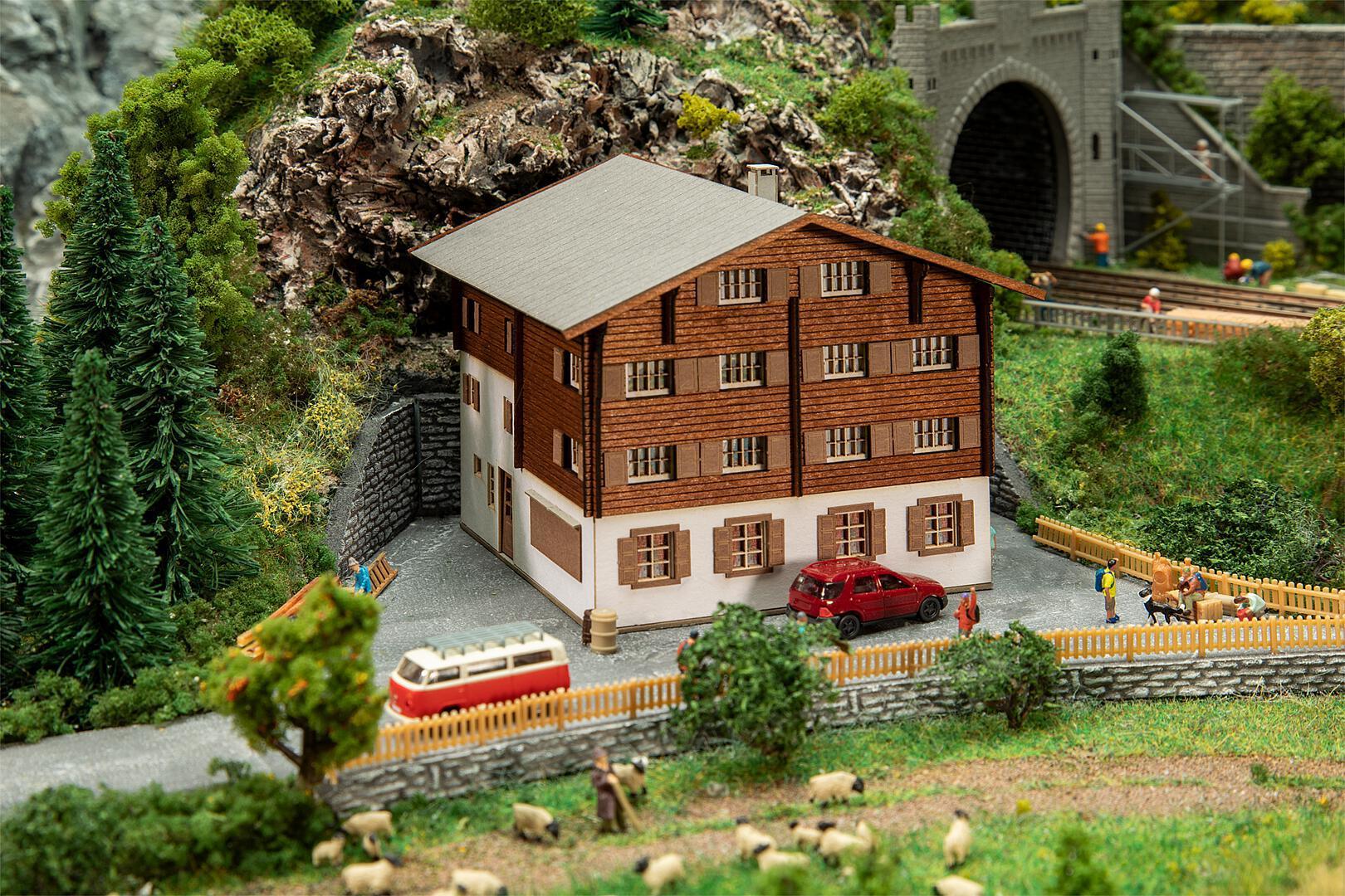 Faller 232183 - Alpenhaus Langwies (N)