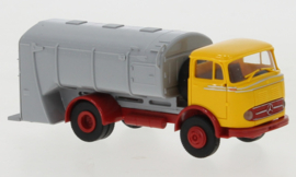 Brekina 48046 - Mercedes LP 328 vuilniswagen, geel/rood, 1960 (HO)