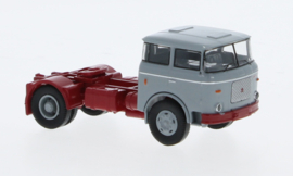 Brekina 71830 - LIAZ 706 trekker, grijs/donkerrood 1976 (HO)