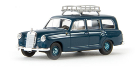 Brekina Starmada 13456 - MB 180 Kombi, oceaanblauw met dakdrager (HO)