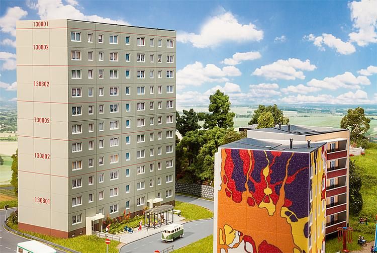 Faller 130802 - geprefabriceerd gebouw (HO)