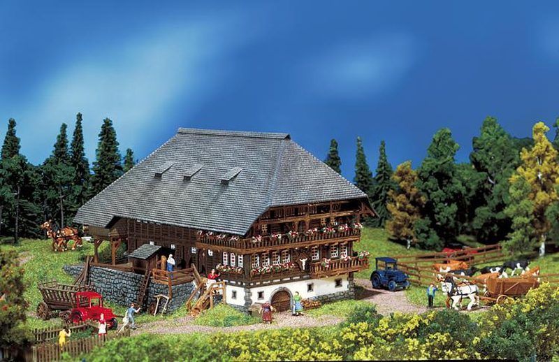 Faller  232258 - Zwarte Woud boerderij (N)
