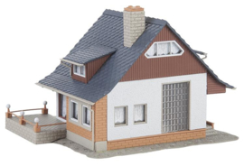 Faller 131504 -Woonhuis met balkon (HO)