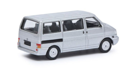 Schuco 26675 - VW T4b Caravelle, zilver (HO)