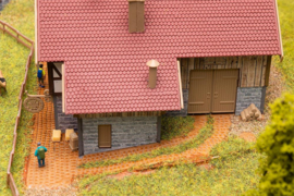 Faller 232138 - Gasthaus Zur Post met biertuin (N)