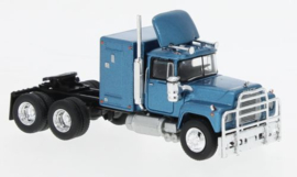 Brekina 85802 - Mack RS 700, metallic blauw 1966 (HO)