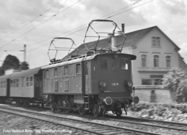 Piko 51417 - DB, Elektrische locomotief E32 16 (HO|DC)