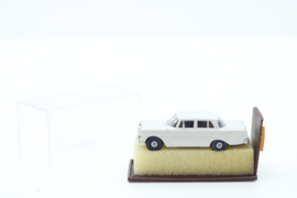 Brekina 1801 - Mercedes 190c (W110) wit (HO)