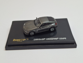 Ricko 38865 - Chrysler Crossfire Coupe, zilver, 2006 (HO)