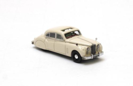 NEO 87206 - 1955 Jaguar MK7 - Wit (HO)