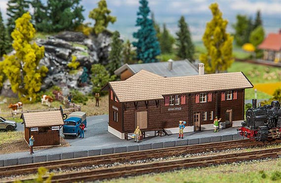 Faller 212120 - Station Stugl-Stuls met toiletten (N)