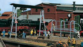 Vollmer 45747 - Buizenblaasinstallatie en bokkraan (HO)