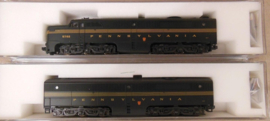 Kato 106-0704 - Alco PA/PB locomotive set Pennsylvania, 5762, 5752B (N)