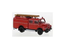 Brekina 45130 - MAN 450 HA TLF 16, 1960, rood/zwart (HO)