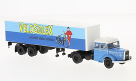 BoS-Models 87256 - Bernard TD 150, Velosolex, gesloten oplegger (HO)