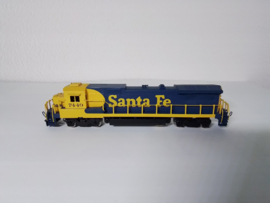 Hallmark models - Santa Fe 7449 GE Dash 8-40 BW (N)