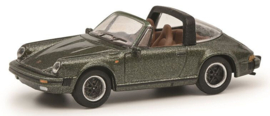 Schuco 26703 - Porsche 911 Carrera 3.2 Targa, groen (HO)