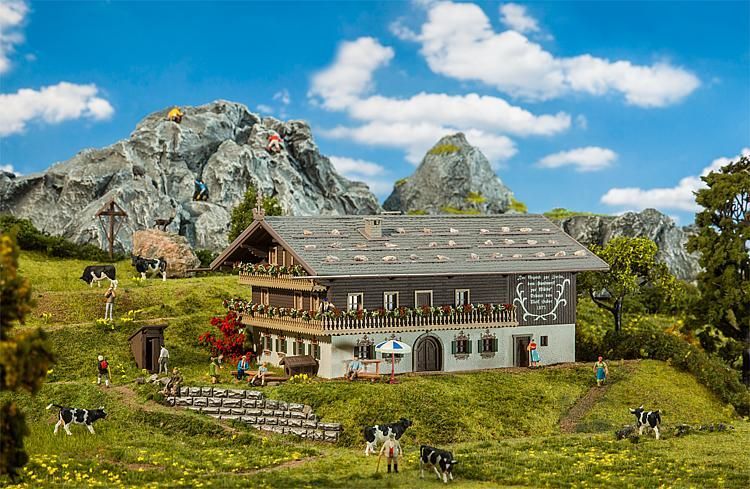 Faller 130553 - Grote Alpenboerderij (HO)