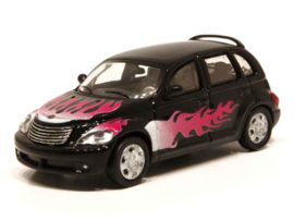 Ricko 38661 - Chrysler PT Cruiser, zwart met deco, 2006 (HO)