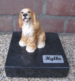 beeldje Amerikaanse Cocker spaniel zittend