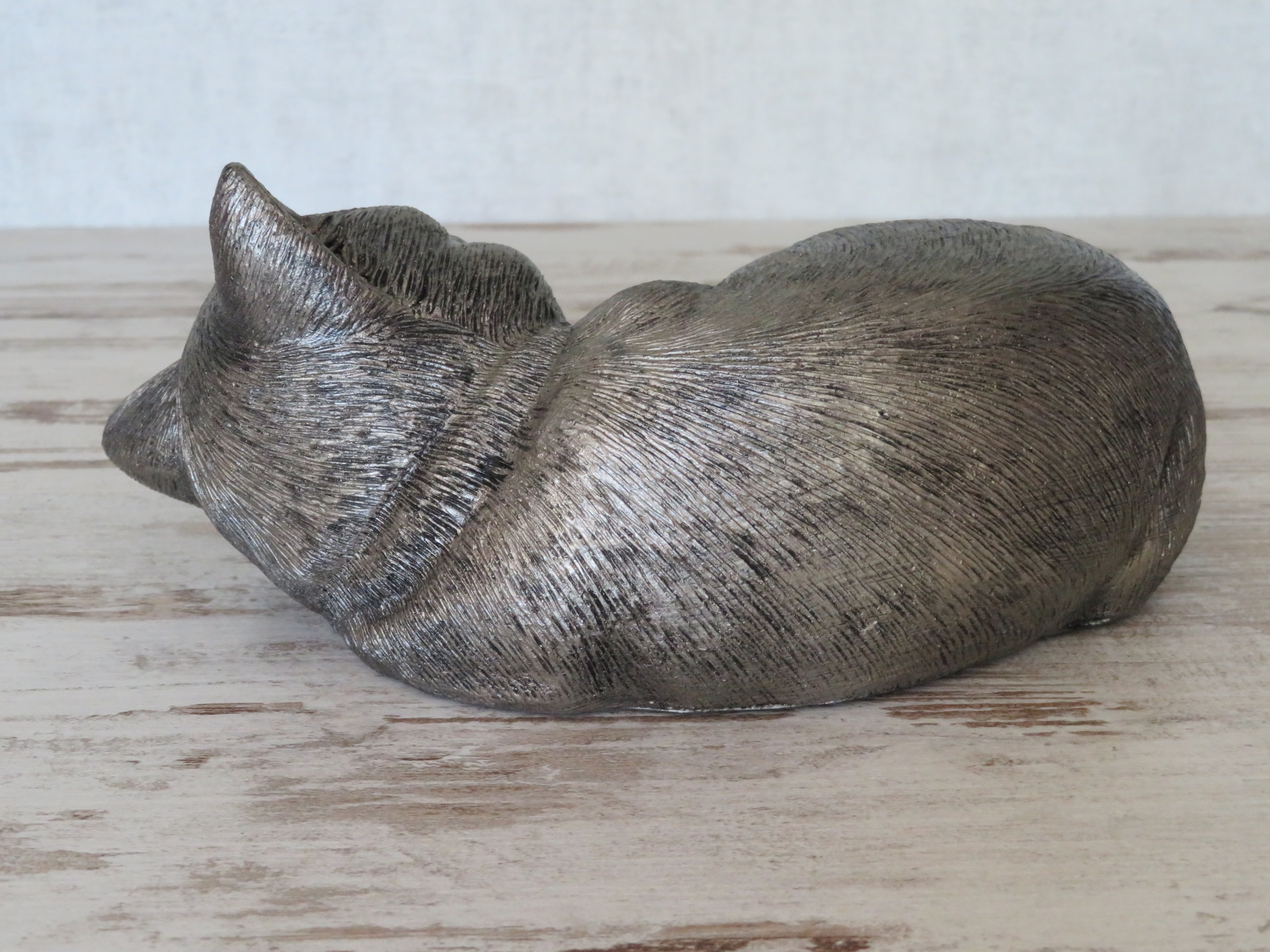 asbeeldje/urn kat slapend klein