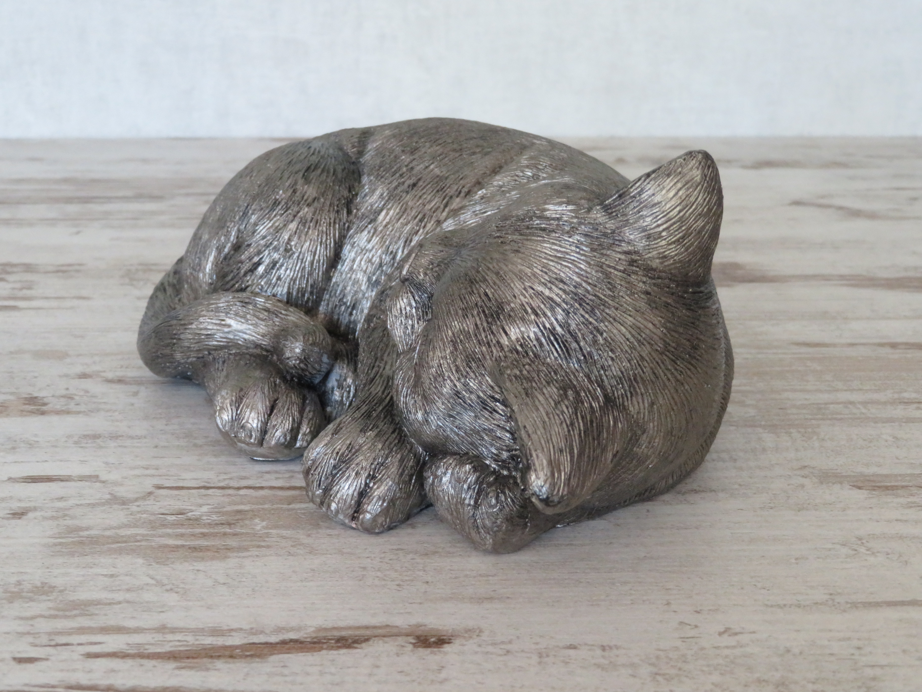 asbeeldje/urn kat slapend klein