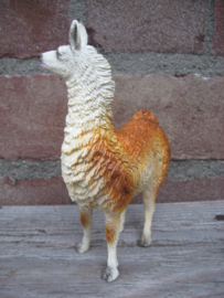 beeldje Lama staand