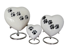 urn Heart Paw Print wit