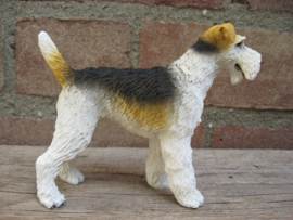 beeldje Fox Terrier draadhaar