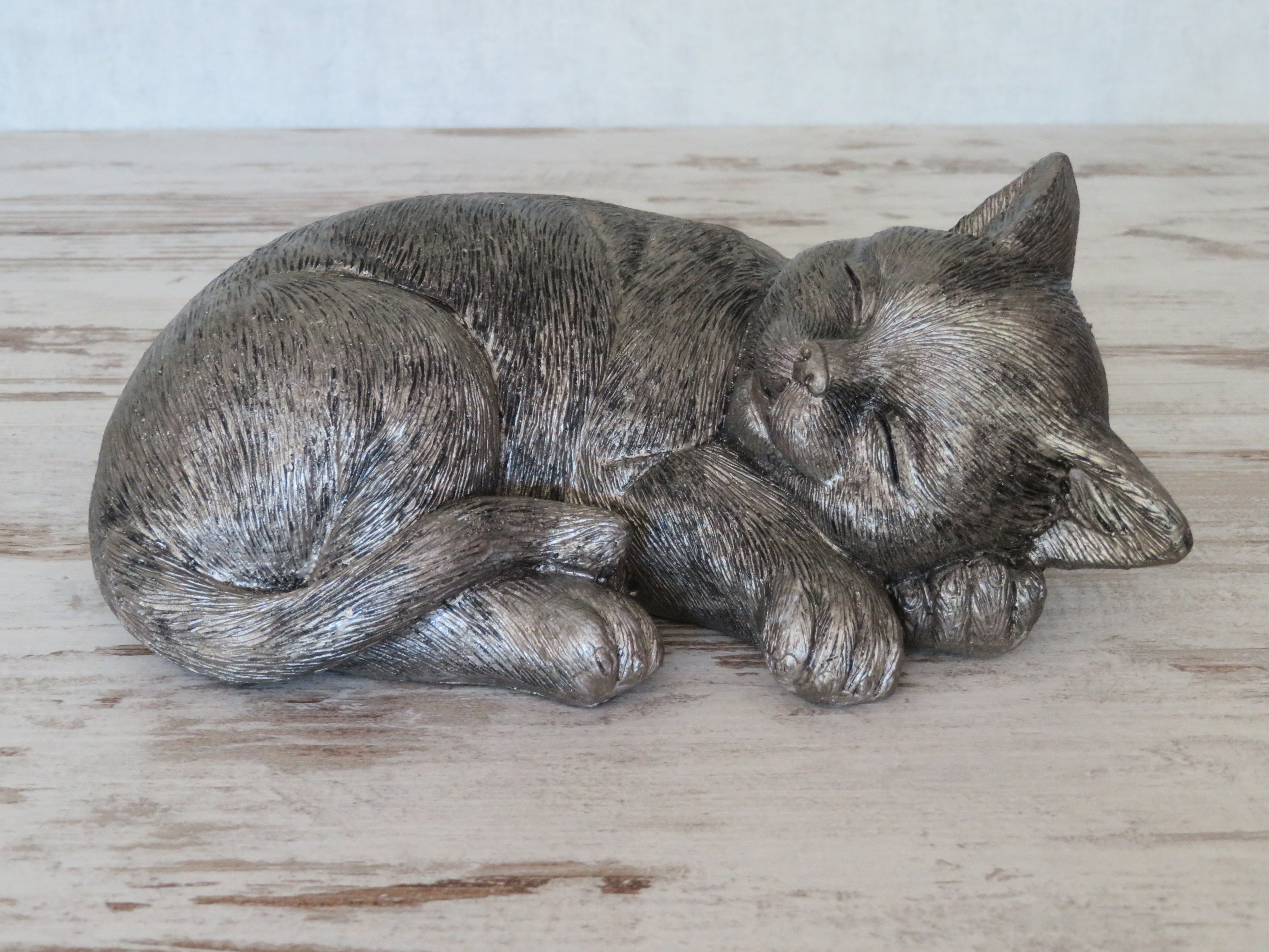 asbeeldje/urn kat slapend klein