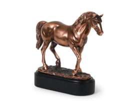 paardenurn/asbeeld 'Champion'