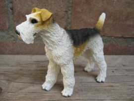 beeldje Fox Terrier draadhaar