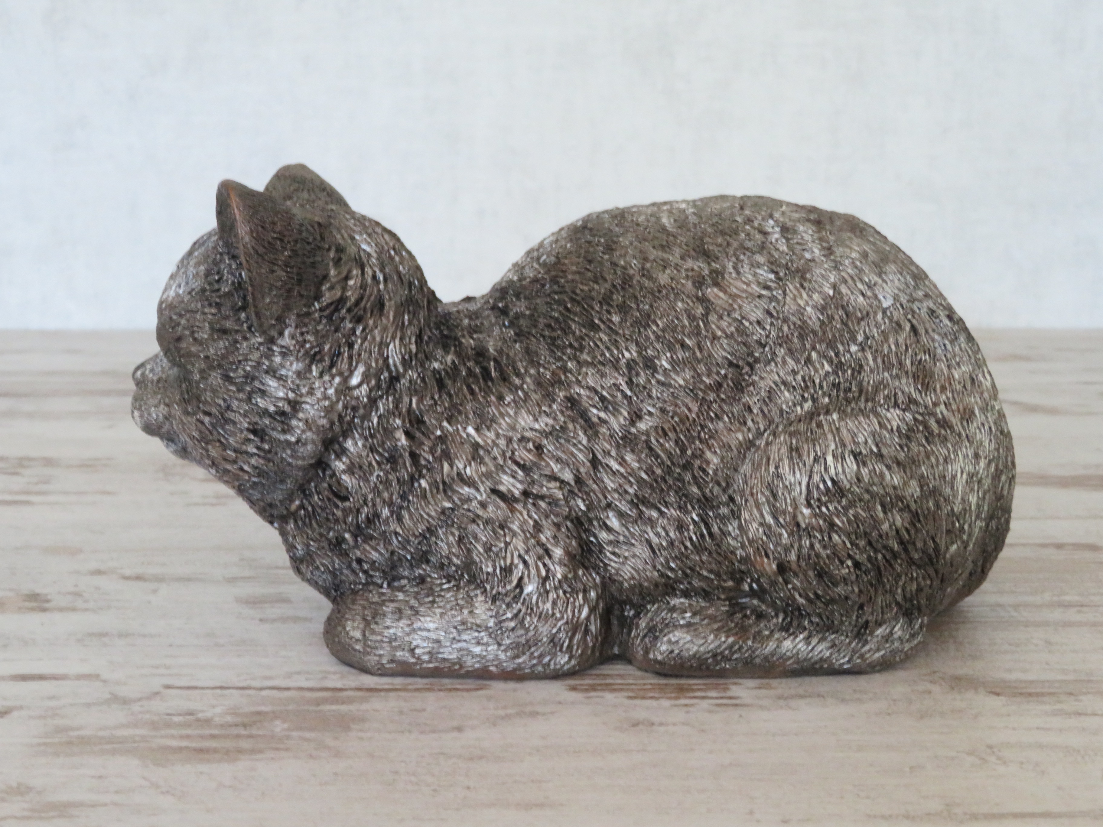 asbeeldje/urn kat dromend klein